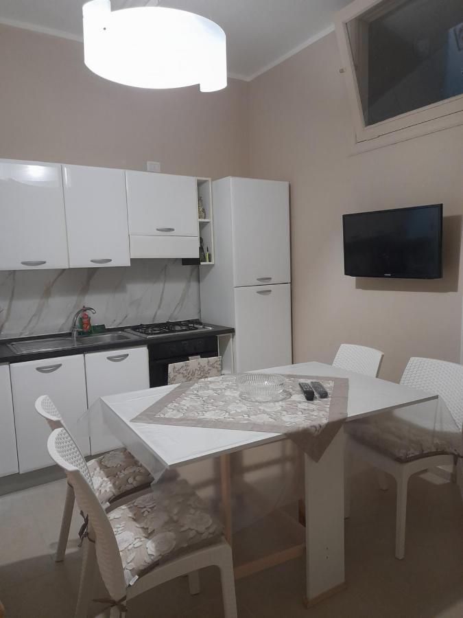 Casa Del Sole Apartment บาร์เลตตา ภายนอก รูปภาพ